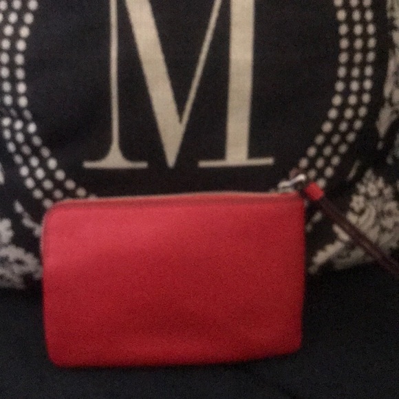 PRELOVED Coach red wristlet - Picture 7 of 8